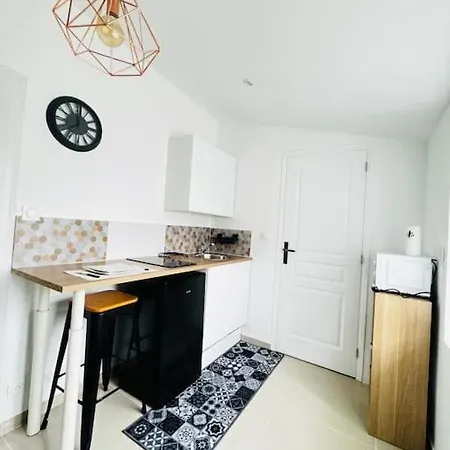 Lejlighed Appartement Le Vert Et Marbre Climatise 2 Chambres
